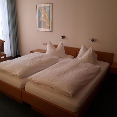 בלאנקנבורג Hotel Zum Sportforum מראה חיצוני תמונה